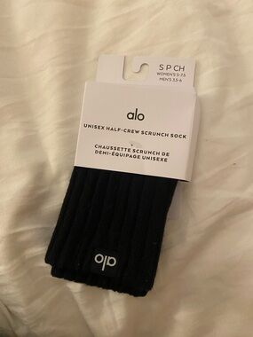 NWT ALO scrunch socks